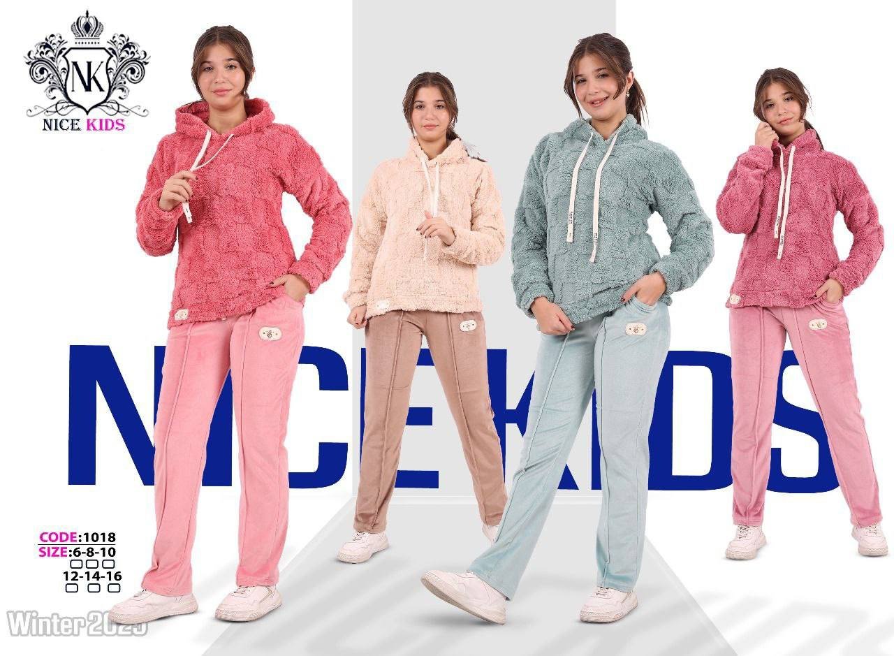 2025-12-22 16.09.32 ترنج وسط بناتي مستورد - الصورة 1