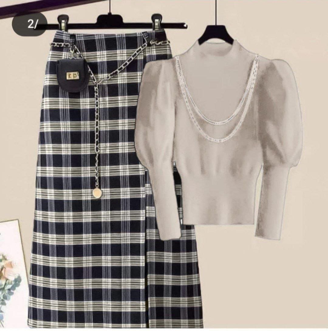 2025-12-25 16.55.39 طقم قطعتين جيبه وبلوزه - الصورة 1