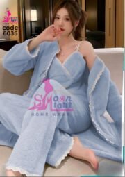 ⁦بجامه 3 قطع فرو ناعم | موديل ملك الترند كود 6035⁩ - الصورة ⁦2⁩