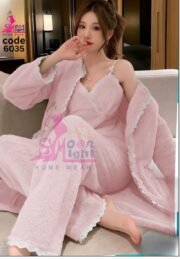 ⁦بجامه 3 قطع فرو ناعم | موديل ملك الترند كود 6035⁩ - الصورة ⁦6⁩