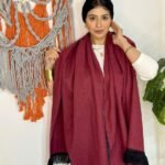 شال جوخ سادة حريمي